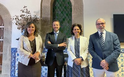 La presidenta del Grupo Compostela de Universidades y el rector de la Universidad del Miño celebran una reunión para reforzar la colaboración institucional